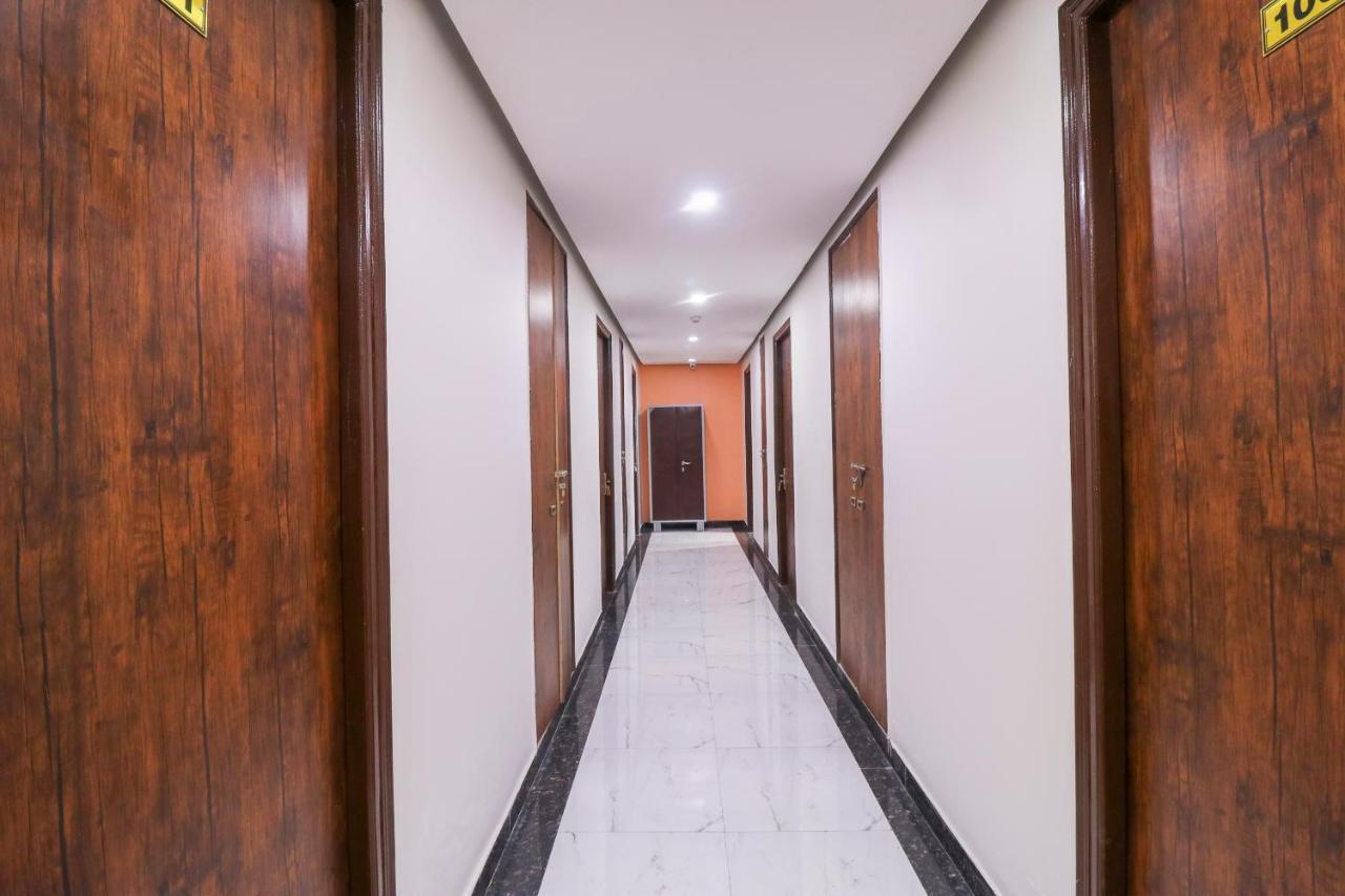 Отель Oyo Flagship 69860 Mastana Palace Варанаси Экстерьер фото